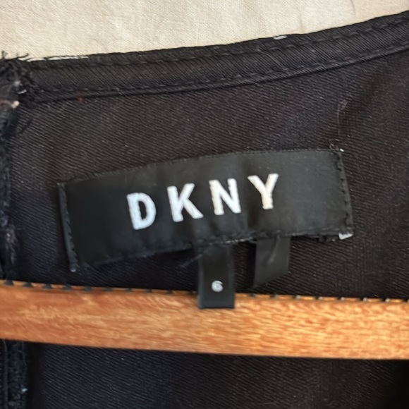 DKNY Monochrome Floral Midi Dress - Picture 2 of 4